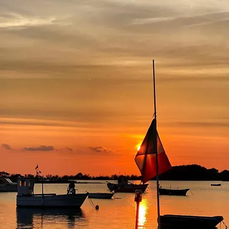 La Casetta Al Mar 公寓 *